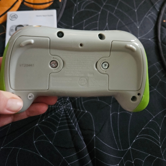 LeapFrog Leapster Ultra Handheld With Case - Picture 6 of 11